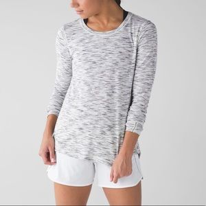 lululemon | Beat the Heat Long Sleeve | Size 8 | Tiger Space Dye Black White